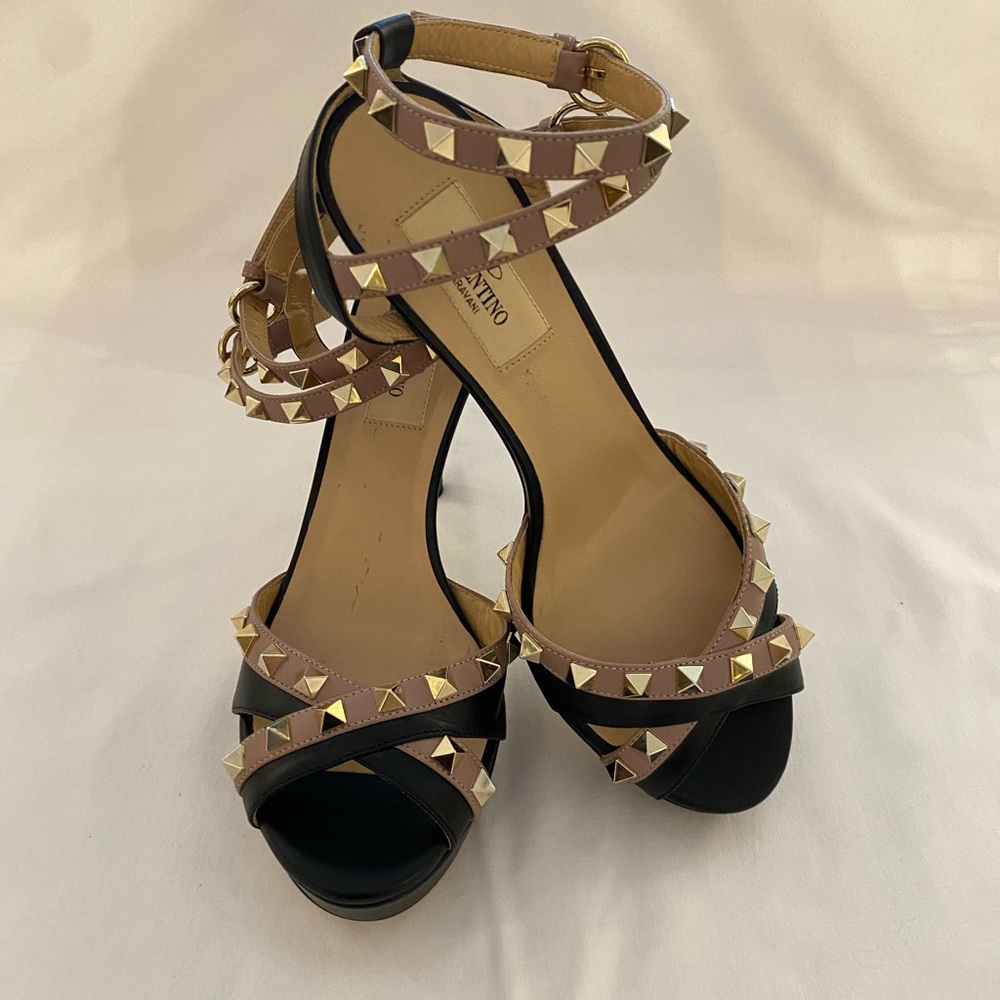 VALENTINO ROCKSTUD PUMPS - Picture 8 of 9